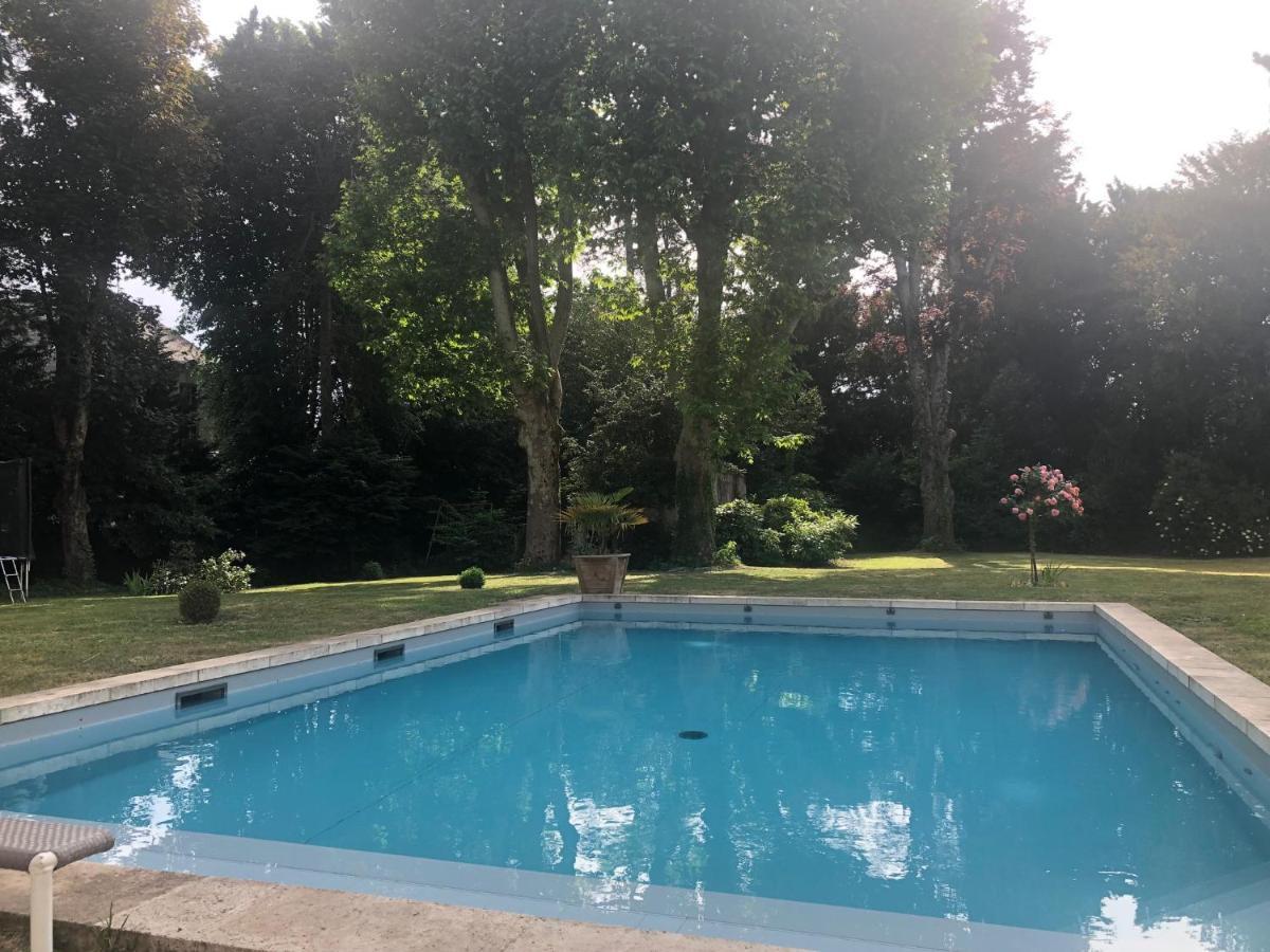 La Grande Carree Bed and Breakfast Saint-Cyr-sur-Loire Εξωτερικό φωτογραφία