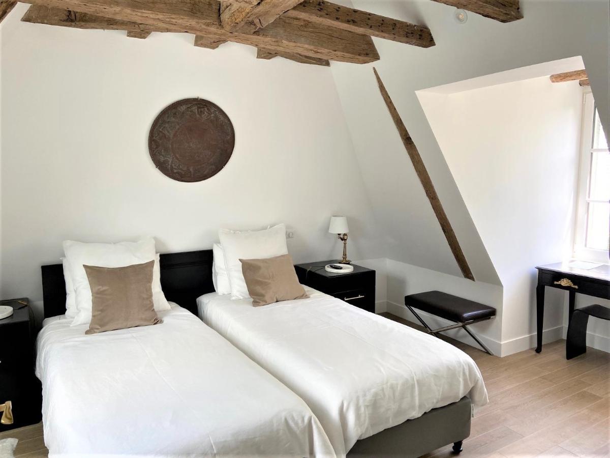 La Grande Carree Bed and Breakfast Saint-Cyr-sur-Loire Δωμάτιο φωτογραφία