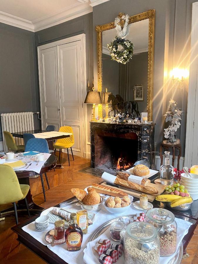 La Grande Carree Bed and Breakfast Saint-Cyr-sur-Loire Εξωτερικό φωτογραφία
