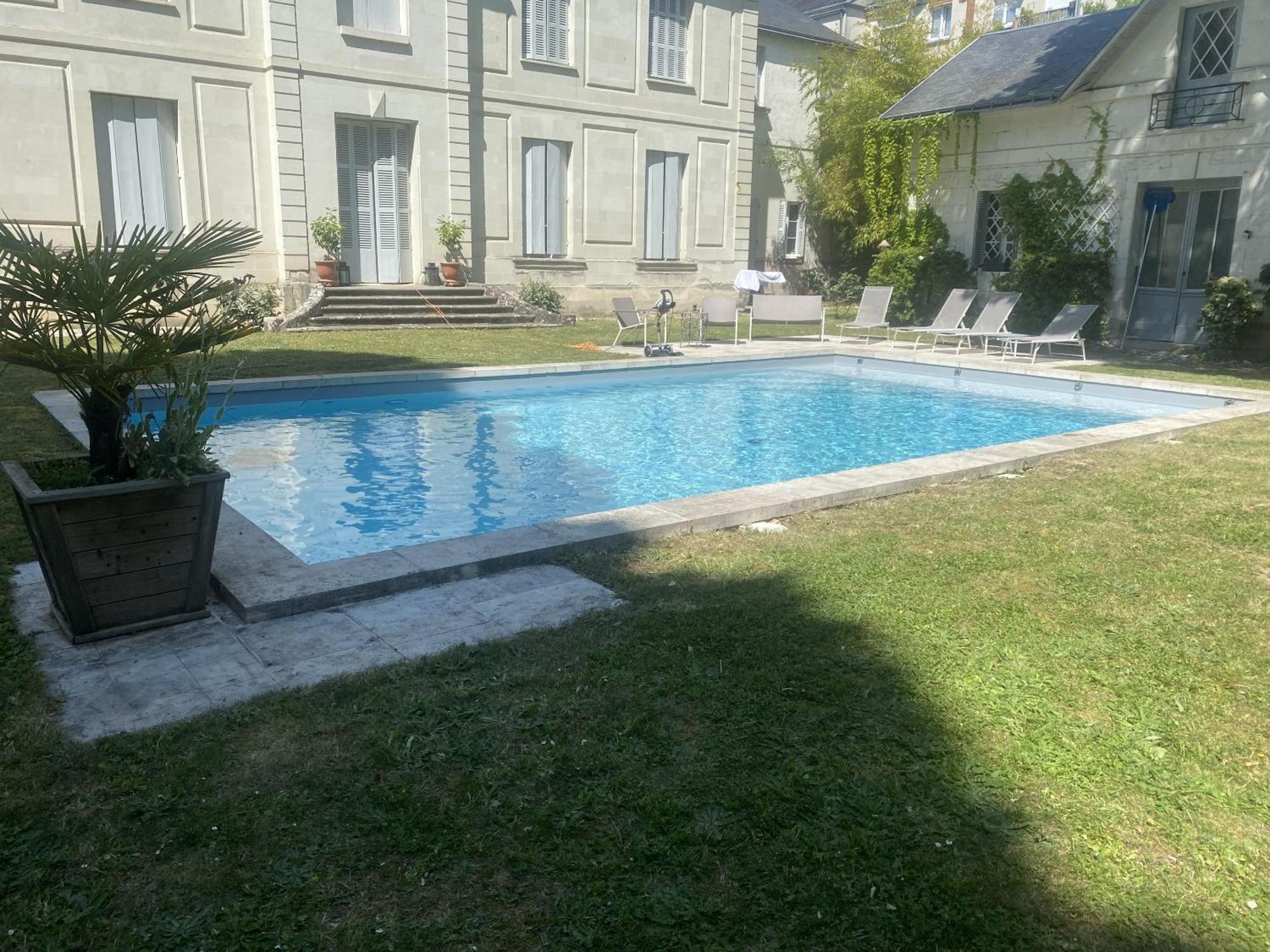 La Grande Carree Bed and Breakfast Saint-Cyr-sur-Loire Εξωτερικό φωτογραφία