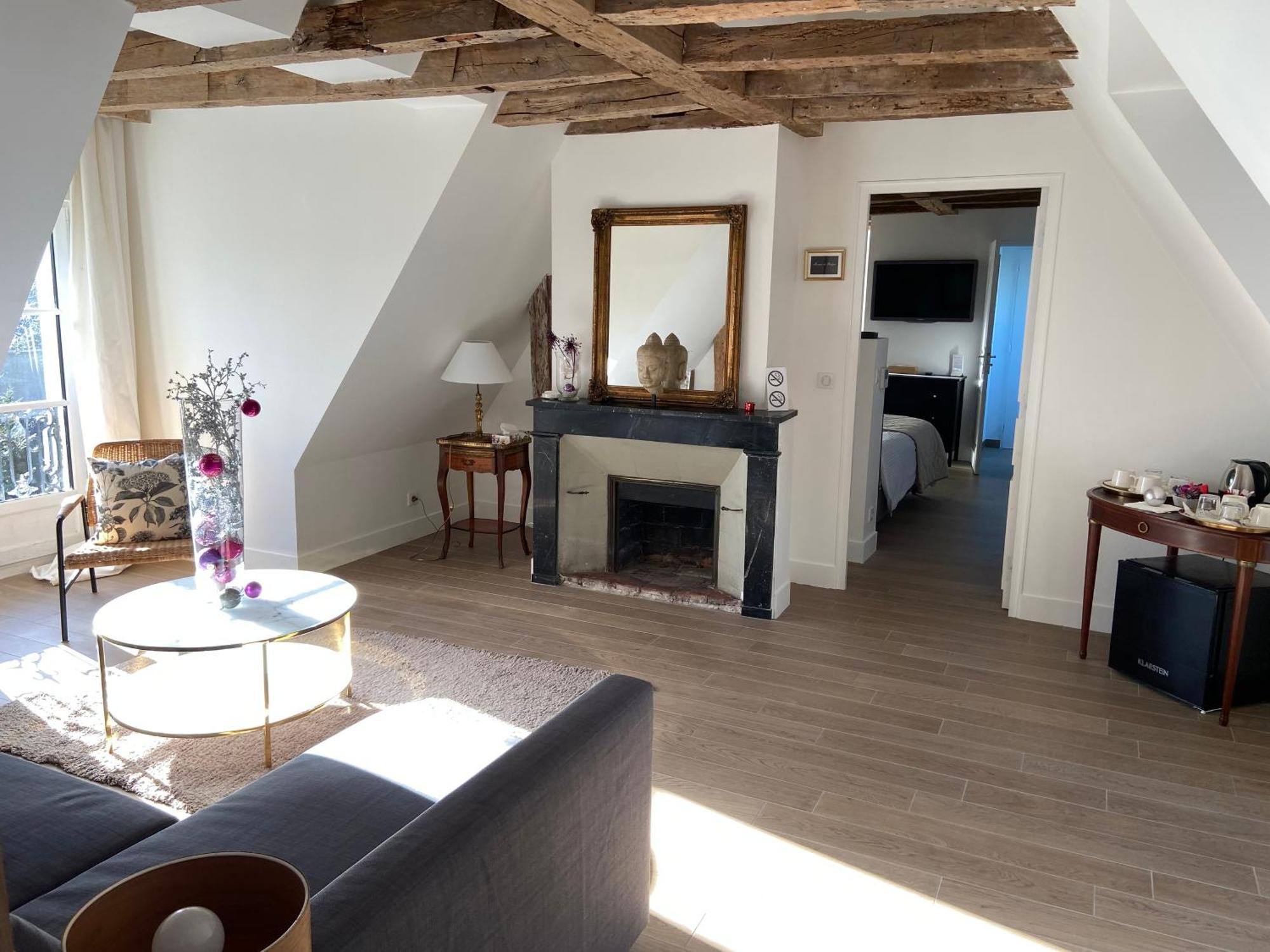 La Grande Carree Bed and Breakfast Saint-Cyr-sur-Loire Δωμάτιο φωτογραφία