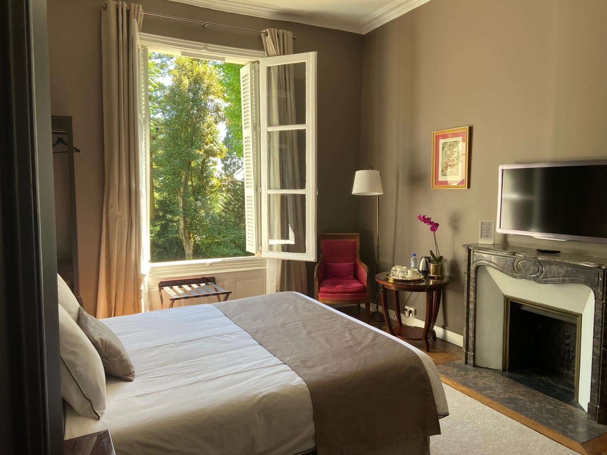 La Grande Carree Bed and Breakfast Saint-Cyr-sur-Loire Δωμάτιο φωτογραφία